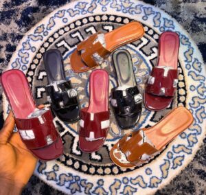 35f1d56c-933c-4d9a-883a-2affb30ad39b Boxed hermes
