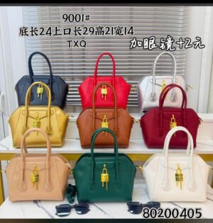 95fc8653-4e9d-4221-8520-a79861b2eba8 Key Classic Bag