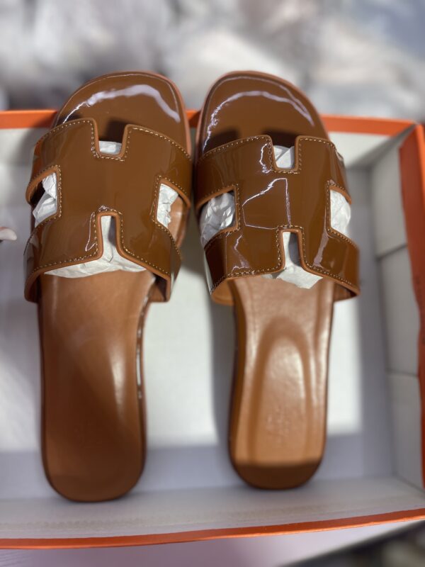 Boxed hermes