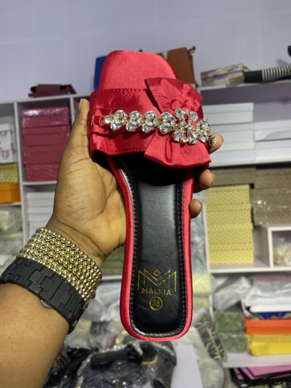 Malkia bow slippers