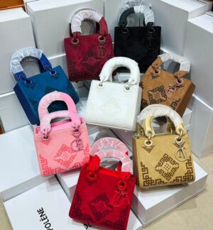 Sued Dior