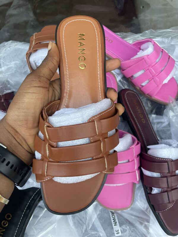 Mango boxed Slippers